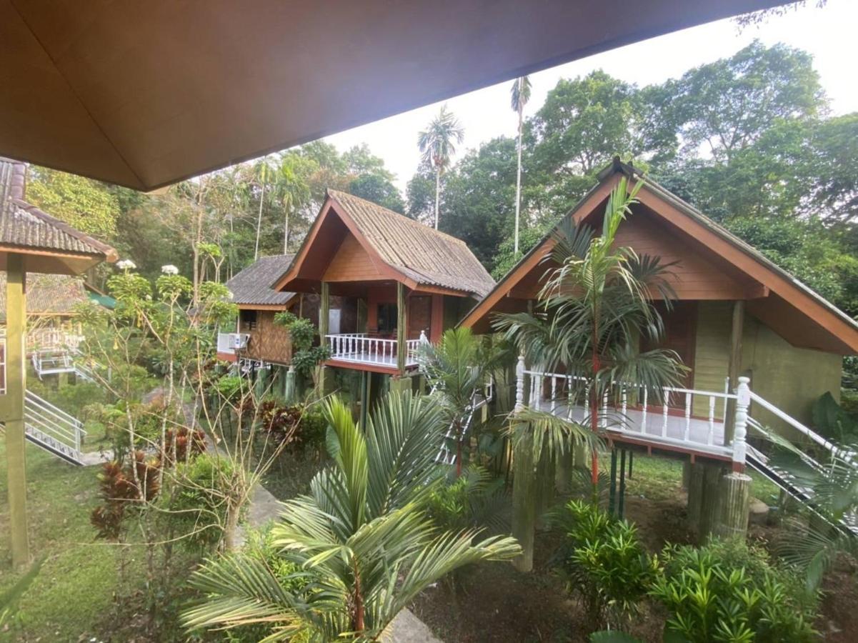 Khao Sok Jungle Huts Resort Khao Sok National Park Luaran gambar