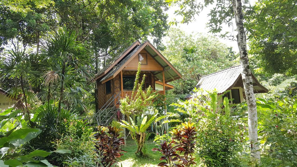 Khao Sok Jungle Huts Resort Khao Sok National Park Luaran gambar